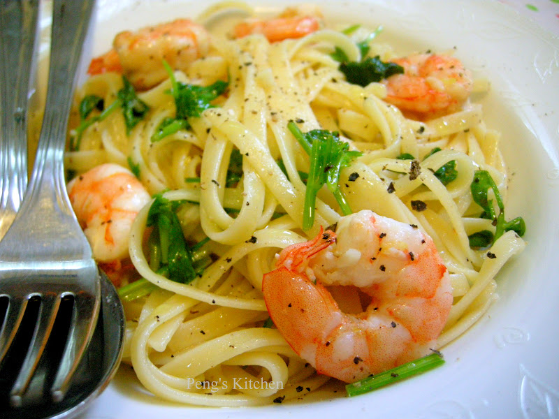 Peng's Kitchen Lemon & Parsley Spaghetti with Prawns