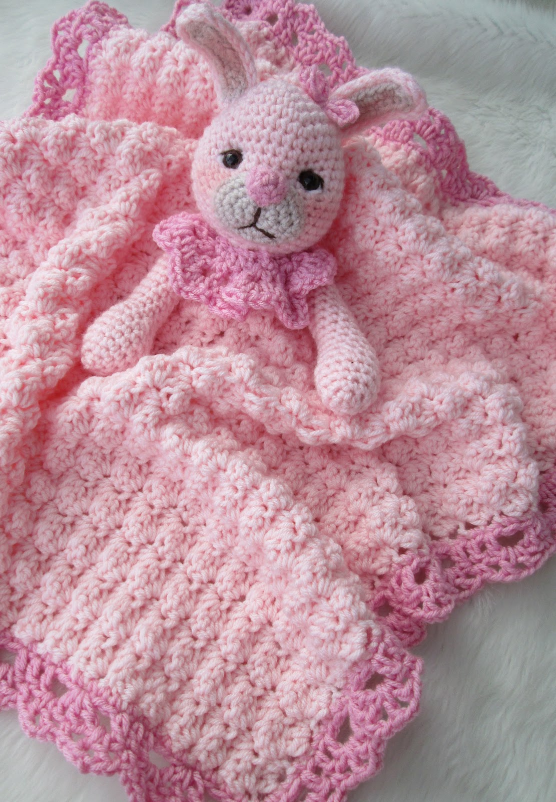 Teri's Blog: New Bunny Huggy Blanket Pattern