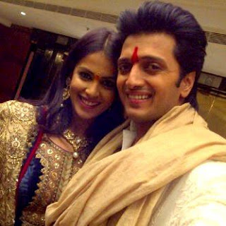 Latest Updates: Ritesh and Genelia Wedding Wallpapers 2012, Ritesh