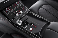 2015-AudiS8Plus-23.jpg