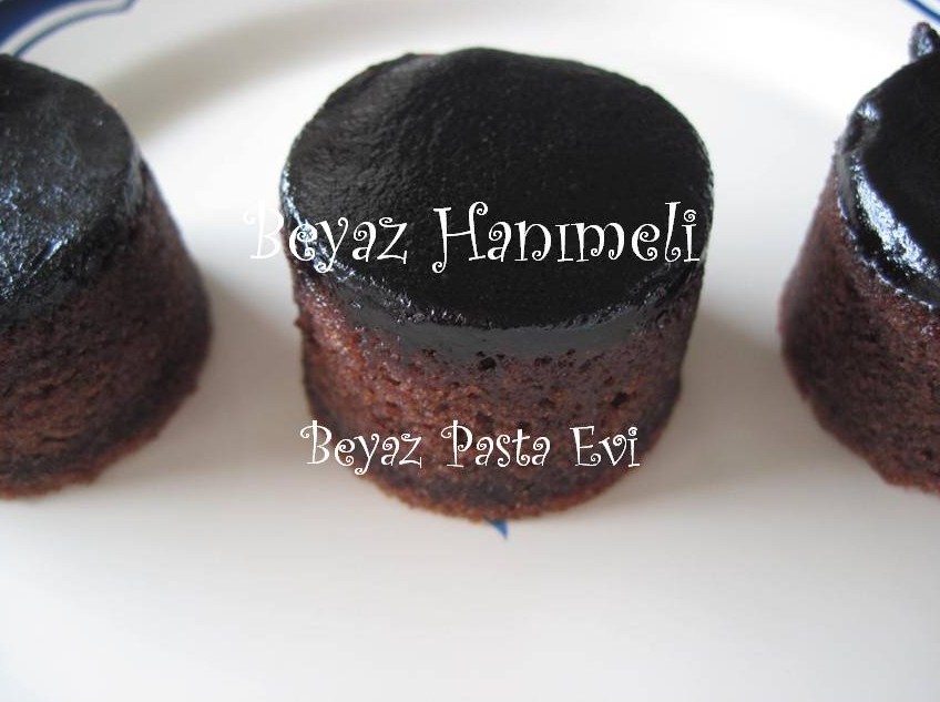 BEYAZ HANIMELİ Nefis ıslak kek