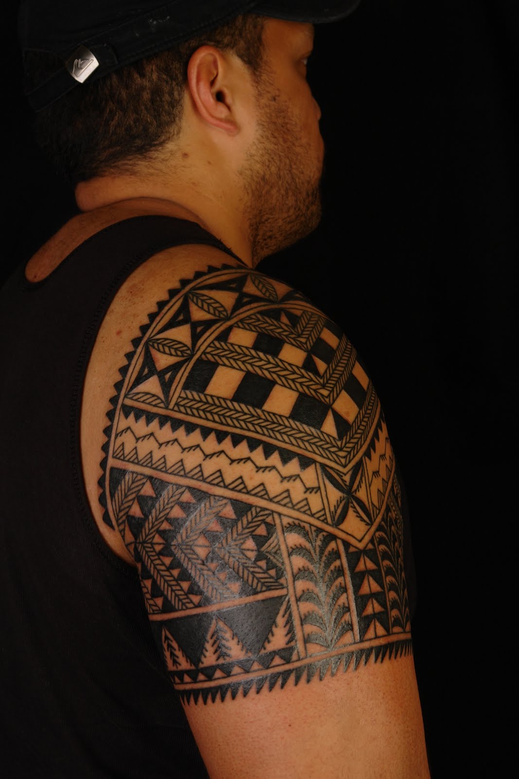 Niuean Shoulder Tattoo on