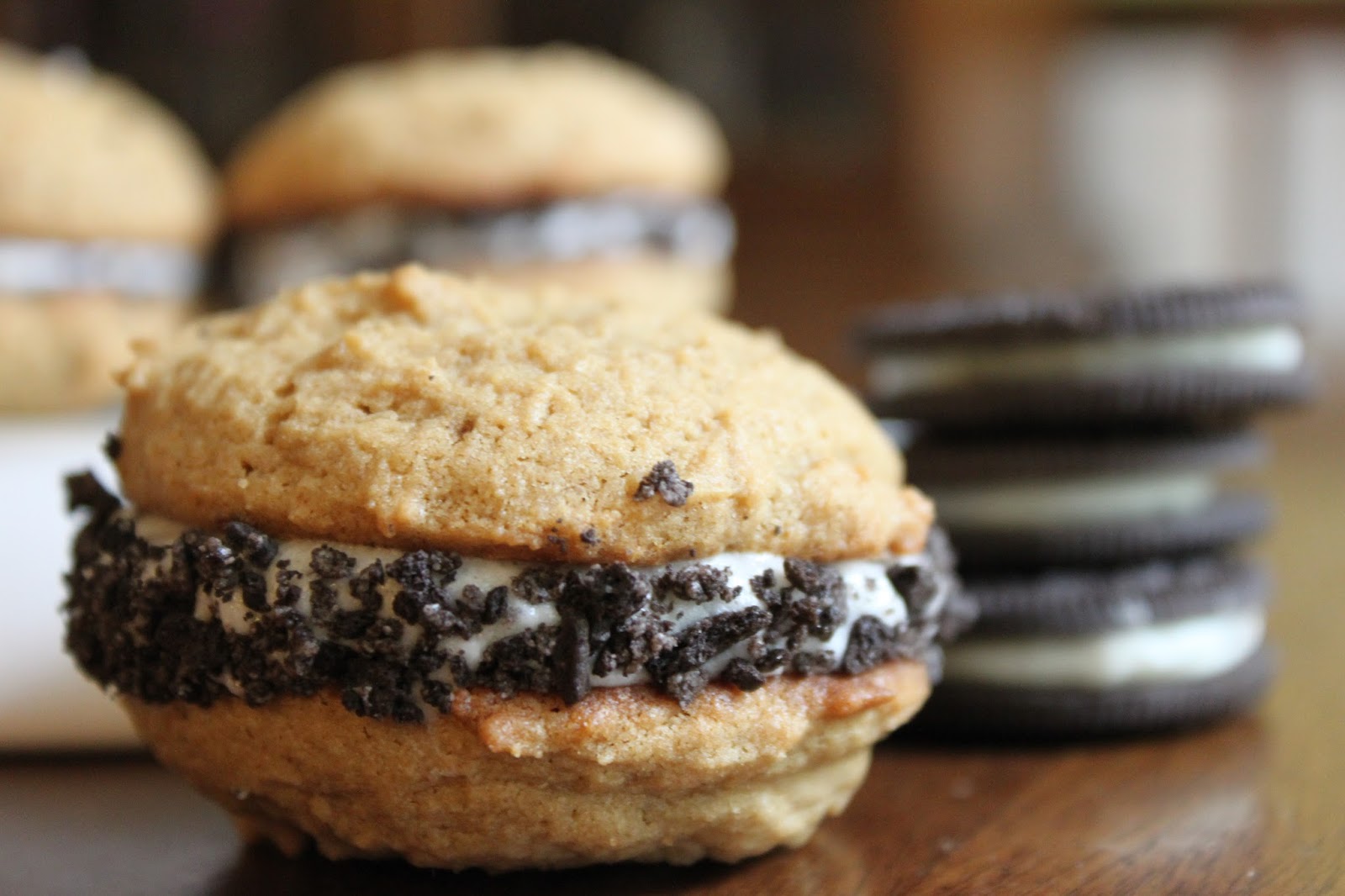 Sweet Deliciousness Peanut Butter Oreo Whoopie Pies