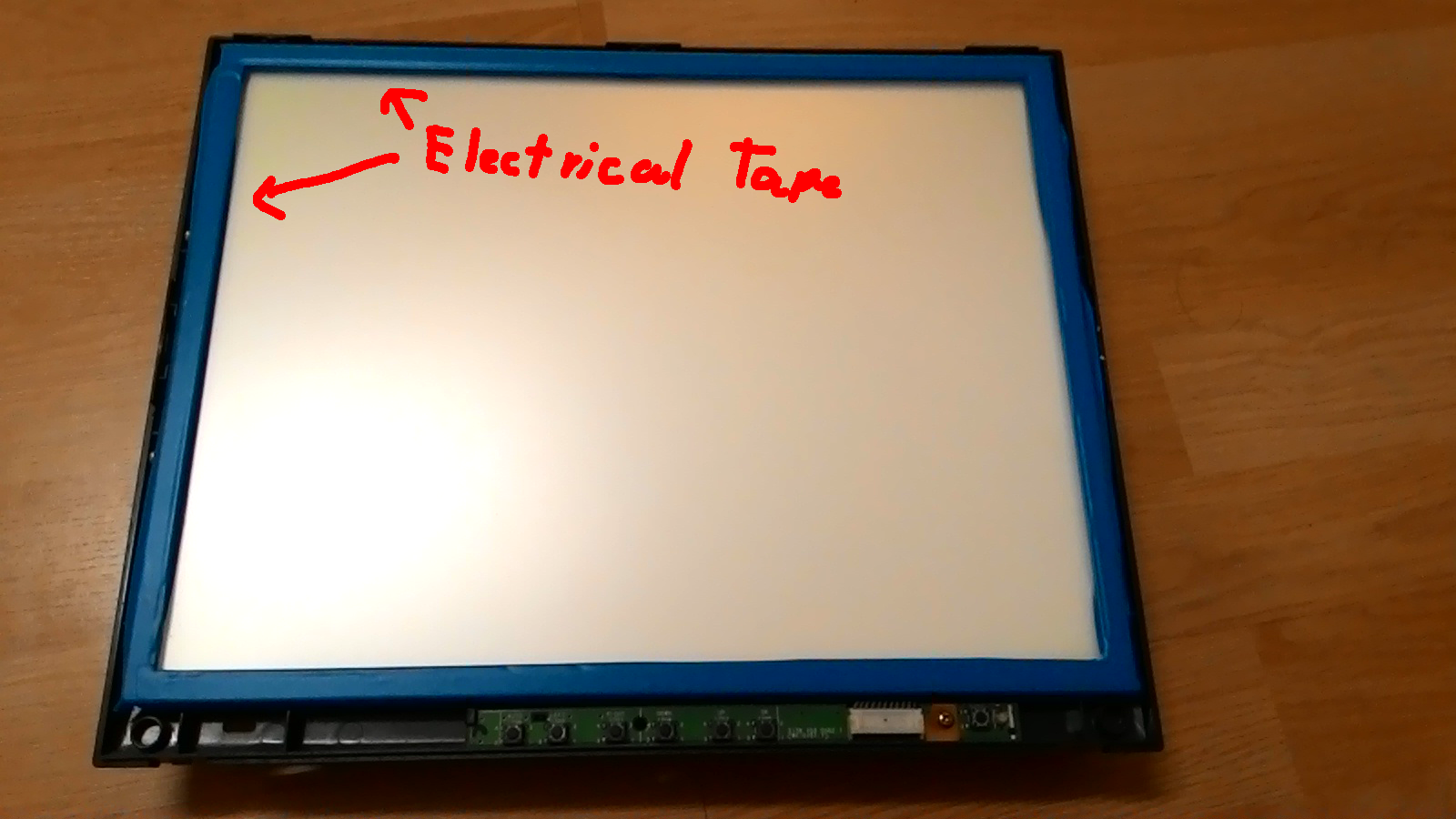 Cavy Lab DIY Animation Light box from old LCD screen.