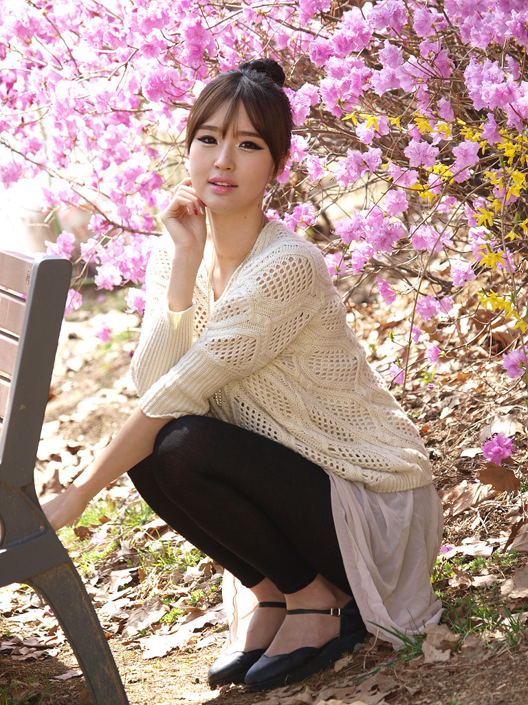 Choi Byeol Ha Sexy Girl Korea: Choi Byeol Ha beautiful in sunlight outdoor