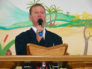 PASTOR DA IGREJA EM PIMENTA BUENO