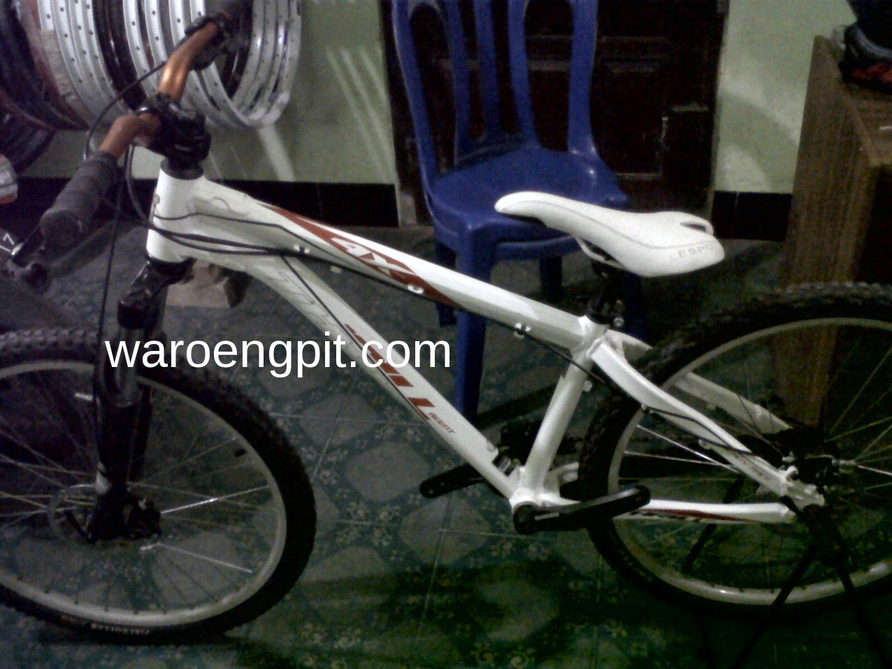 Sepeda Gunung Rakitan merek Thrill 4x 2012 Bekas-1