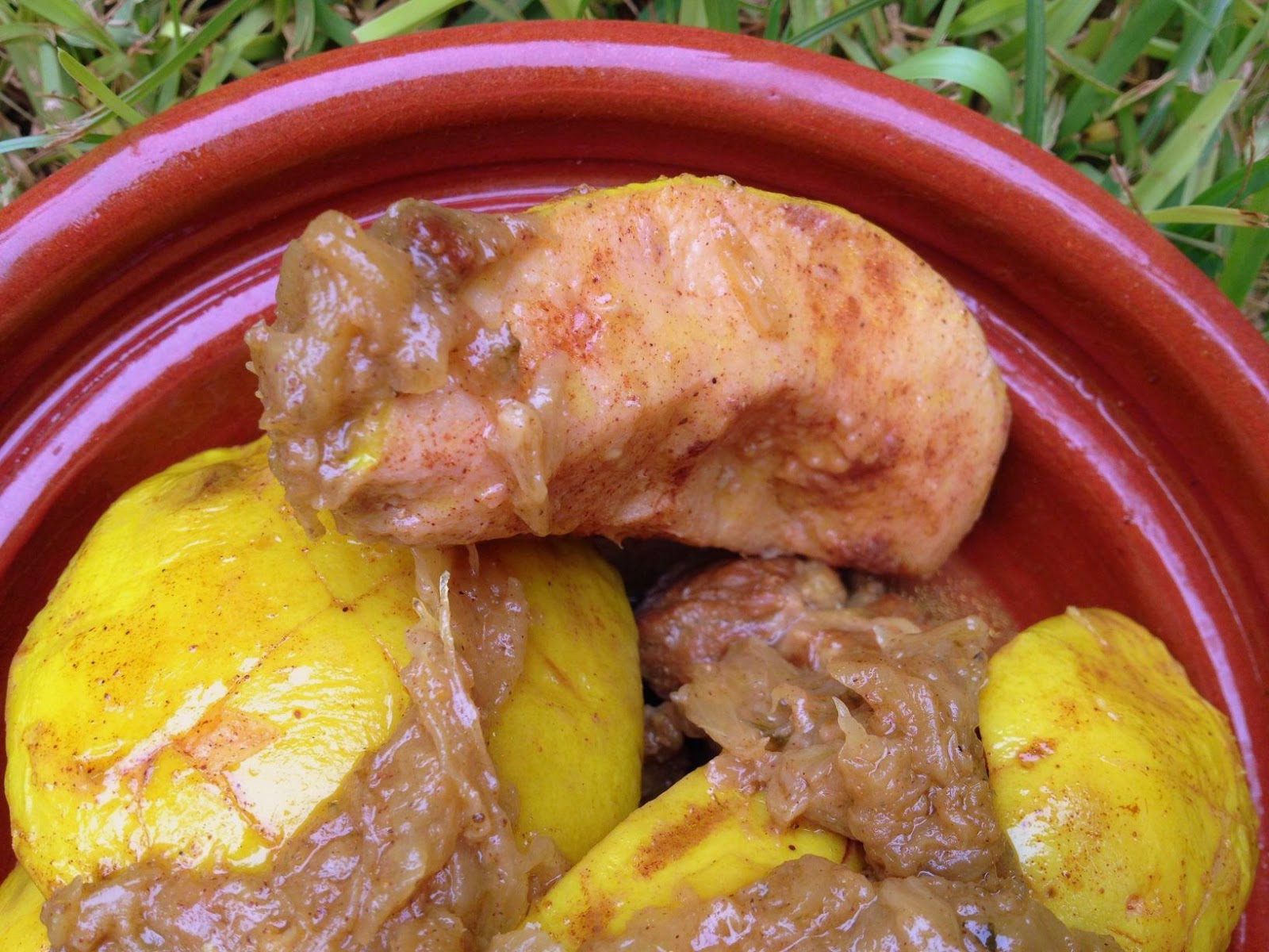 Moroccan quince tagine with semicaramelized onions Fleur d'oranger