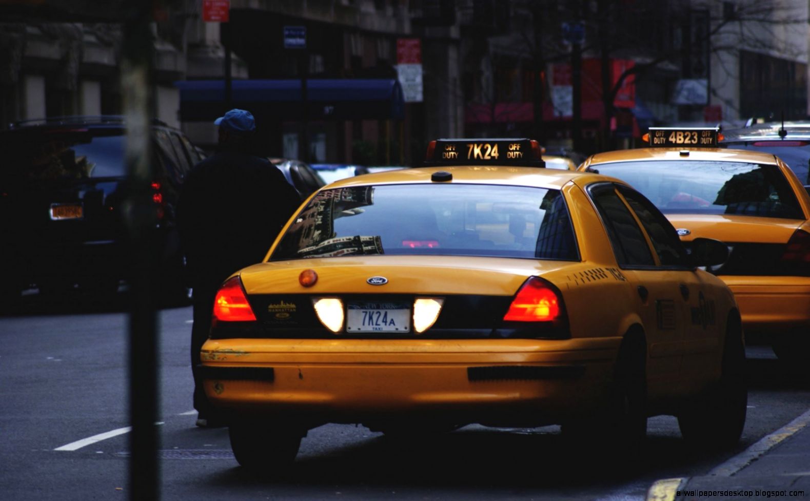 City Street Cars Taxi Yellow Traffic Hd Wallpaper