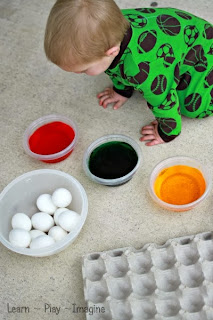 Tips and tricks for dyeing Easter eggs with toddlers