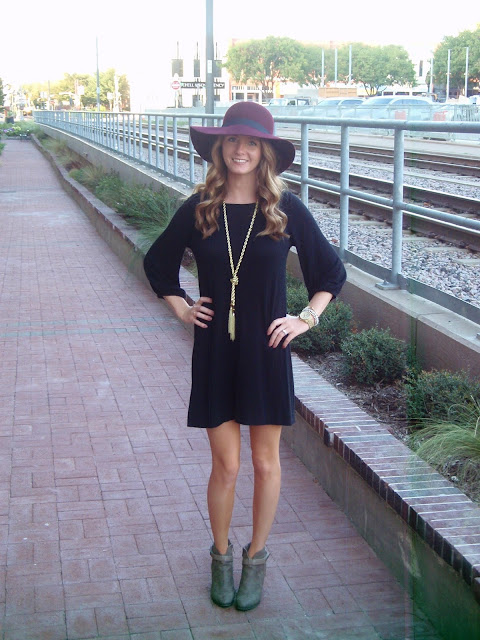 Burgundy Floppy Hat Outfit