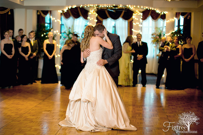 Jeanne Jim Knoll Country Club West Figtree Productions