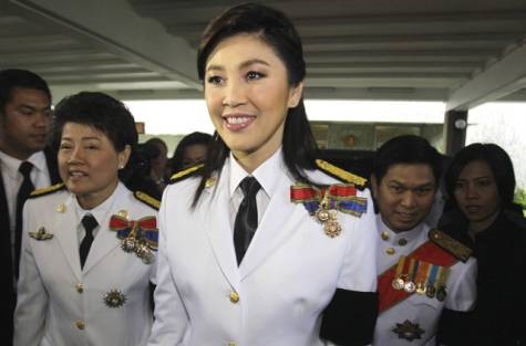 [Bild: Yingluck-Shinawatra2.jpg]
