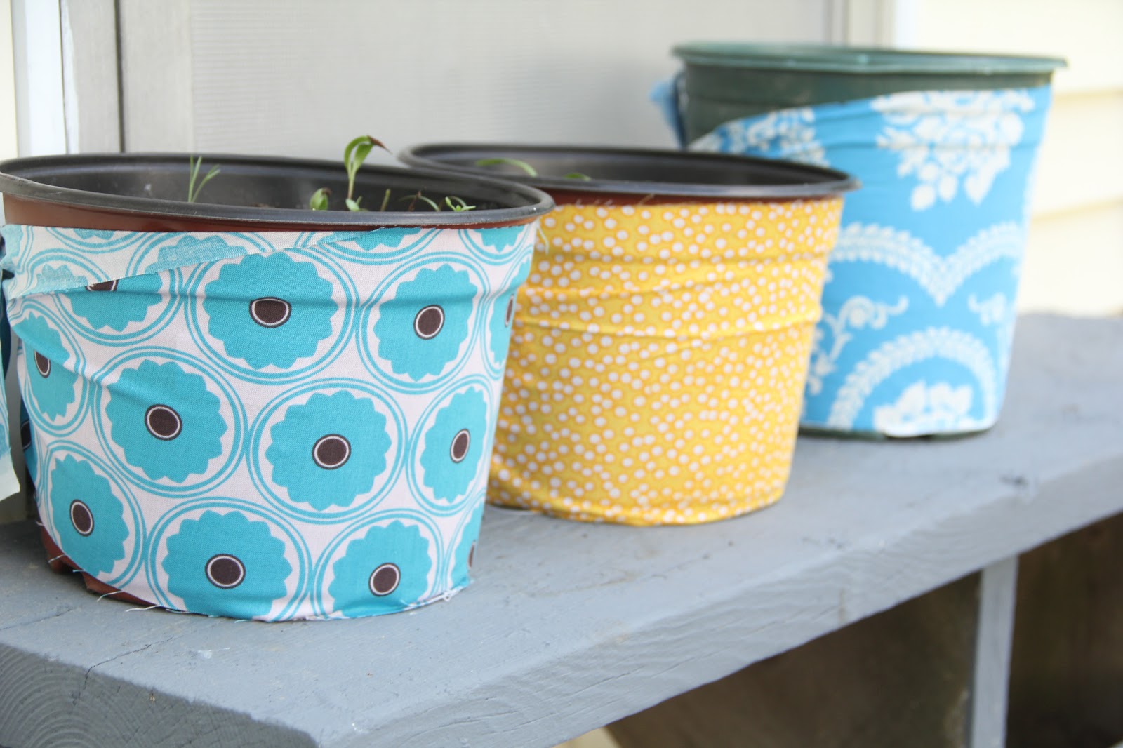 Scrappy Love DIY Plastic Flower Pot Facelift
