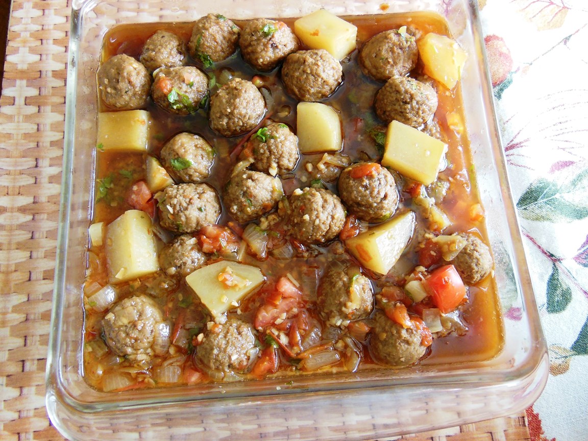 Chumkie's Kitchen Burmese Sour & Spicy Meatball Stew