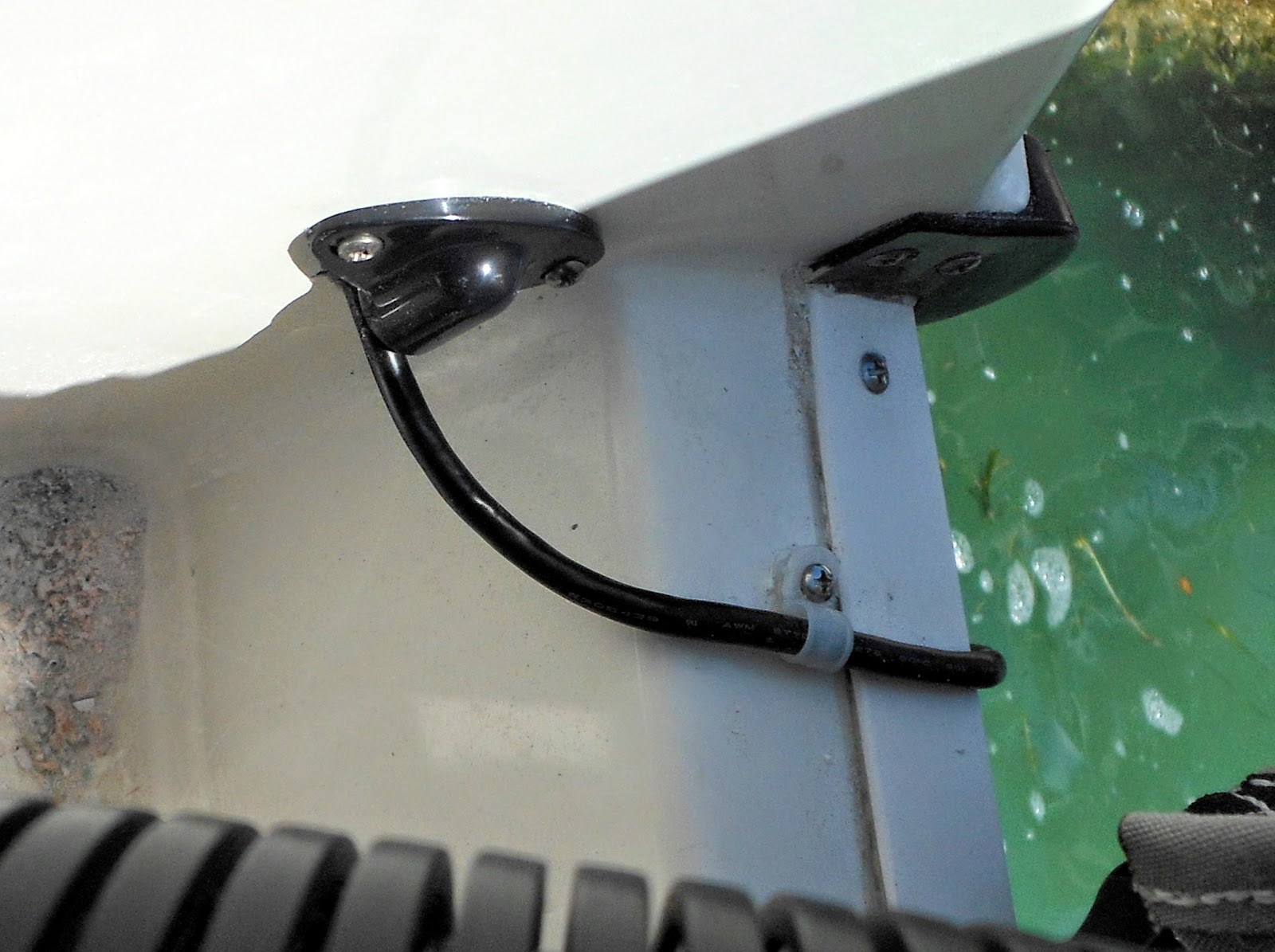 The Marine Installer's Rant Installing the Garmin GCV 10 SideVü and