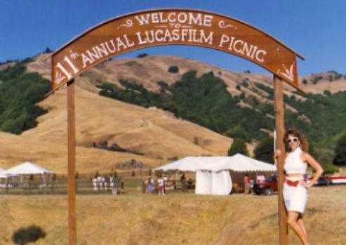 dd_as_lucasfilm_picnic_2_-493x349.jpg