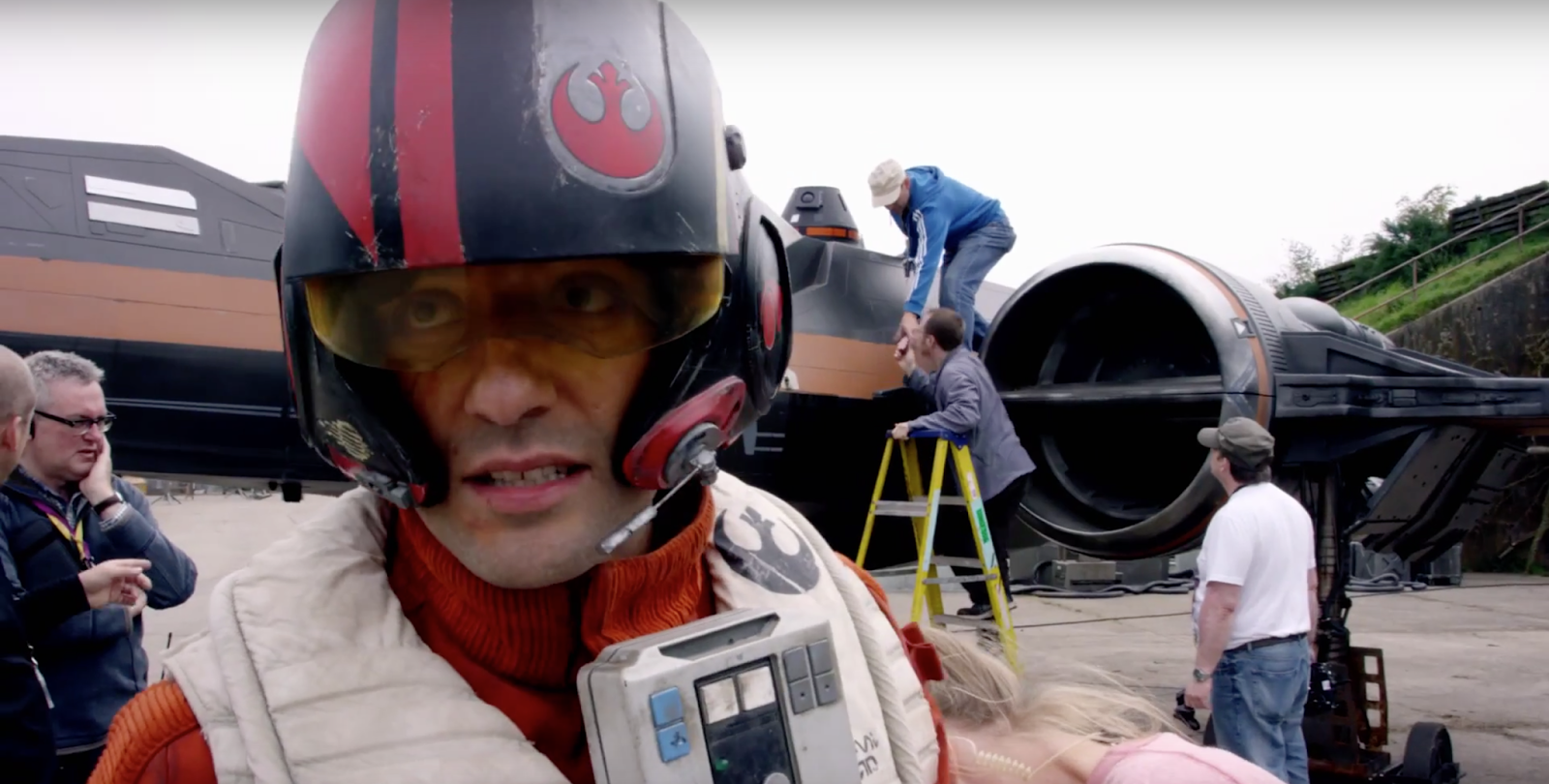 the-force-awakens-behind-the-scenes
