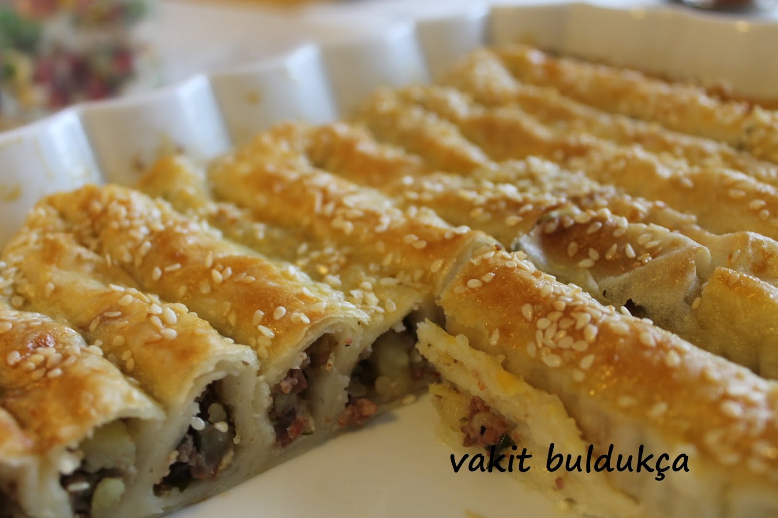 vakit buldukça kıymalı patatesli sütlü börek
