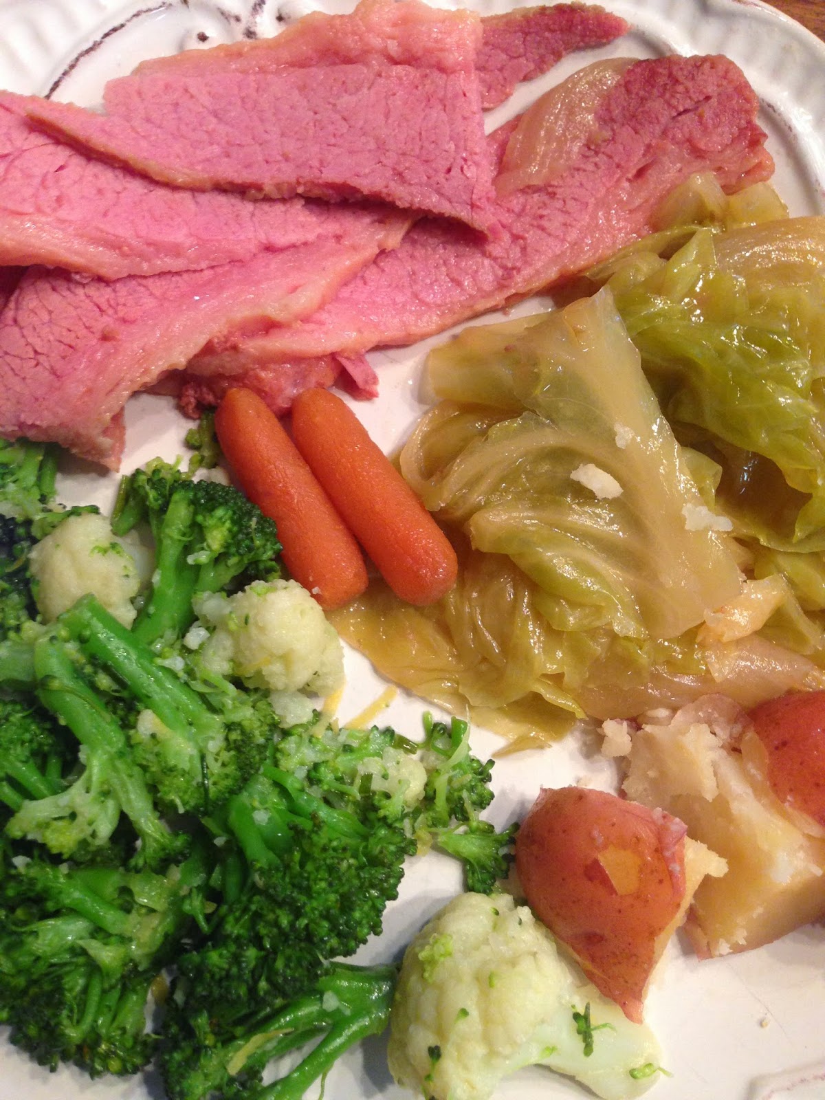 Nana's Recipe Box: Crock Pot Corned Beef and Cabbage