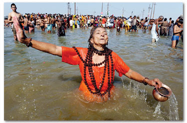 Water Pollution in the River Ganges - water pollution picture