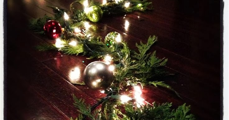 Choosing Happy: DIY Christmas Garland