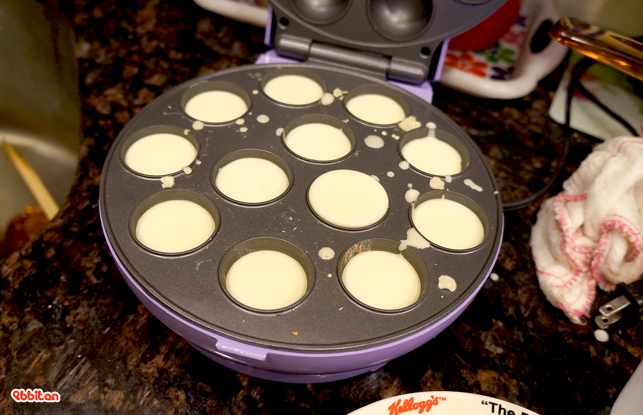 Ebbi Time Making Takoyaki with a Cake Pop Maker