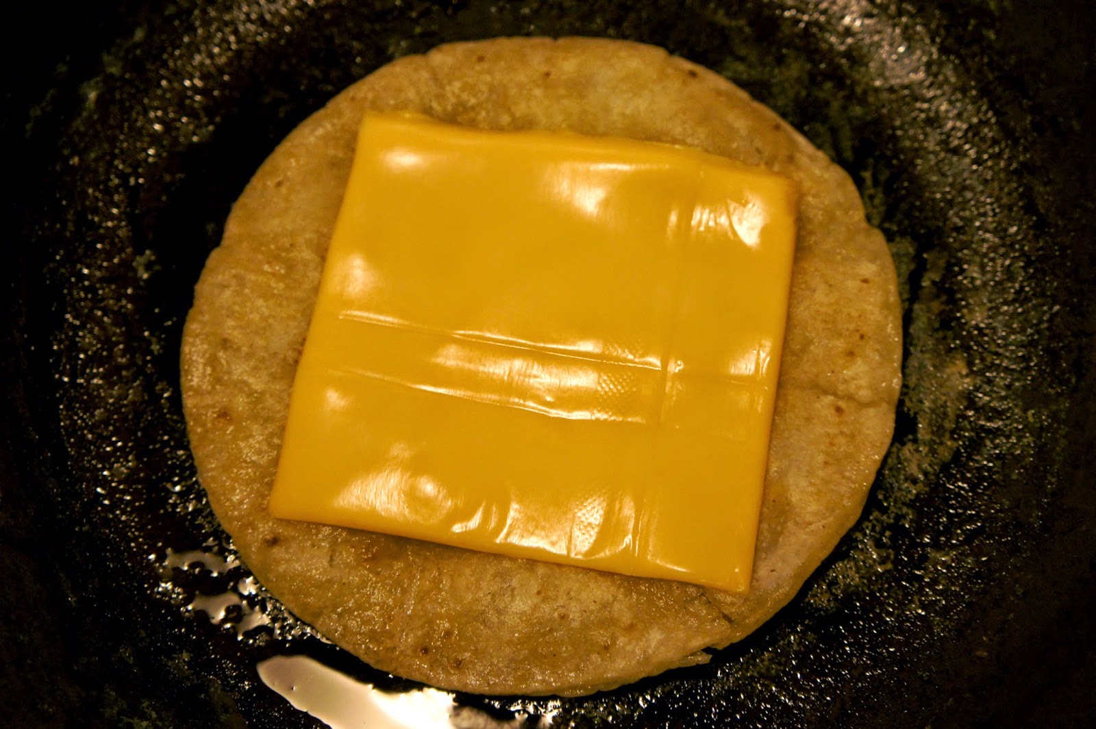 Corn-tortilla-kraft-cheese-quick-meals-comidas-faciles