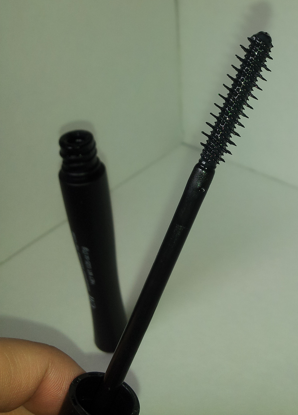 Lainamarie91 ELF Studio Waterproof Mascara Top Coat Review