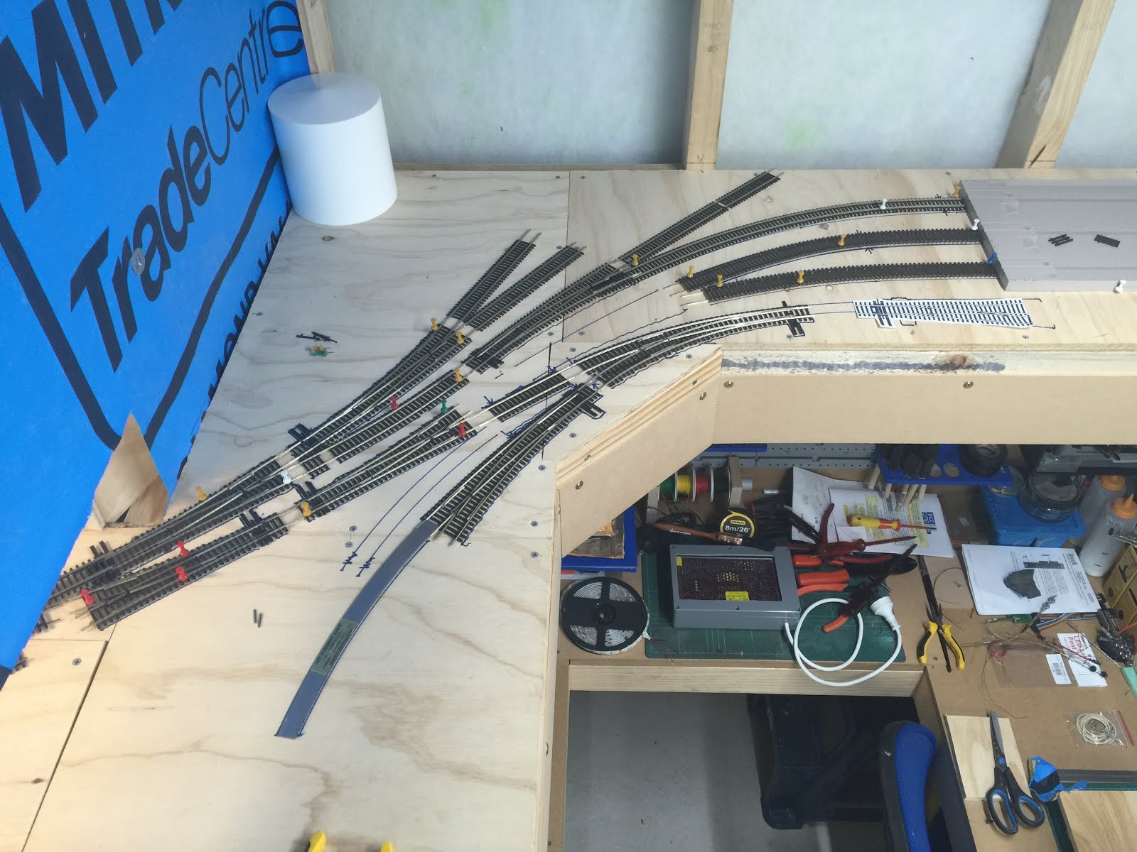 JL&T Railroad Blog Servicing Facility... Model Railroad