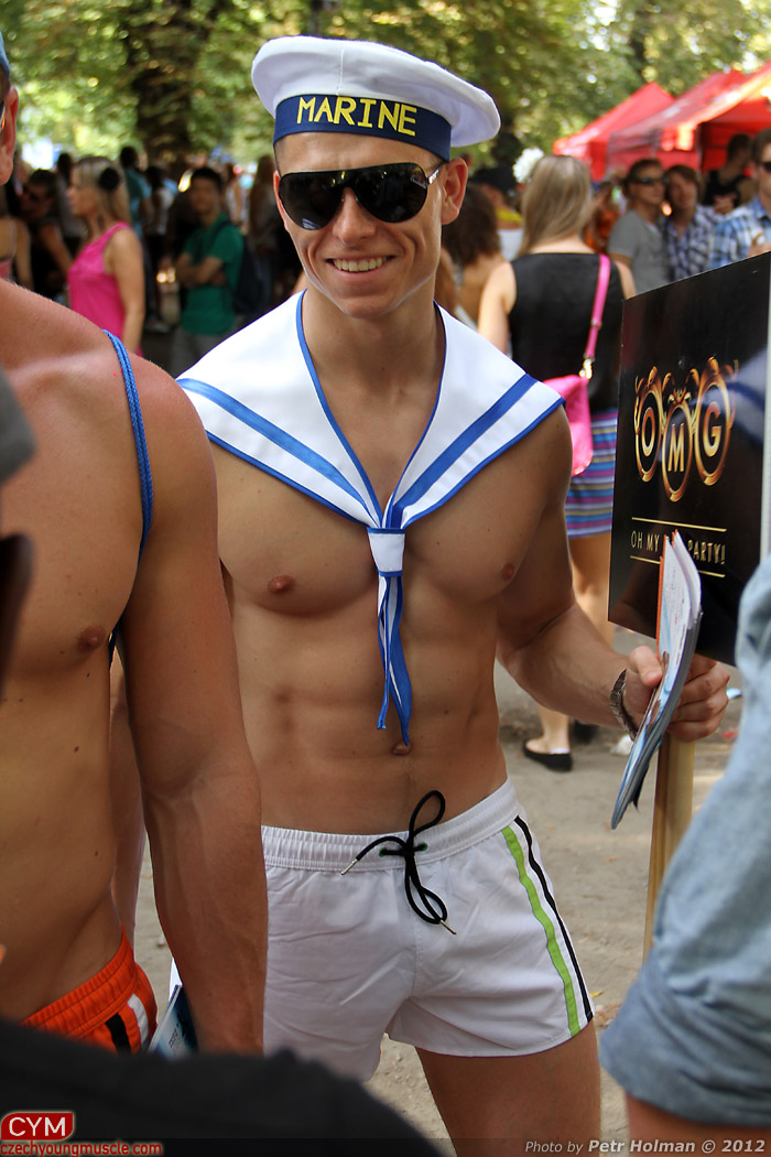 prague gay pride gay piczo