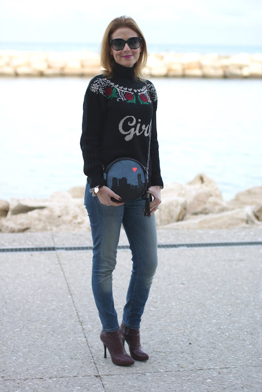 river island sweater, Asos girl sweater, skyline round bag