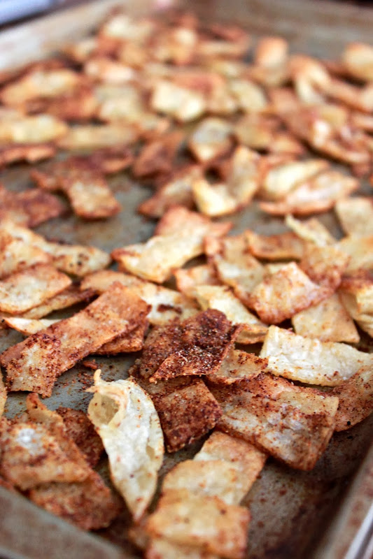 Annie's City Kitchen Baked Chili Fritos