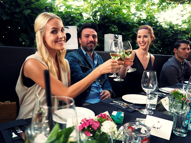 TheSkinnyandtheCurvyone_HeartMunich_Club_Munich_München_Fashionblogger_Event