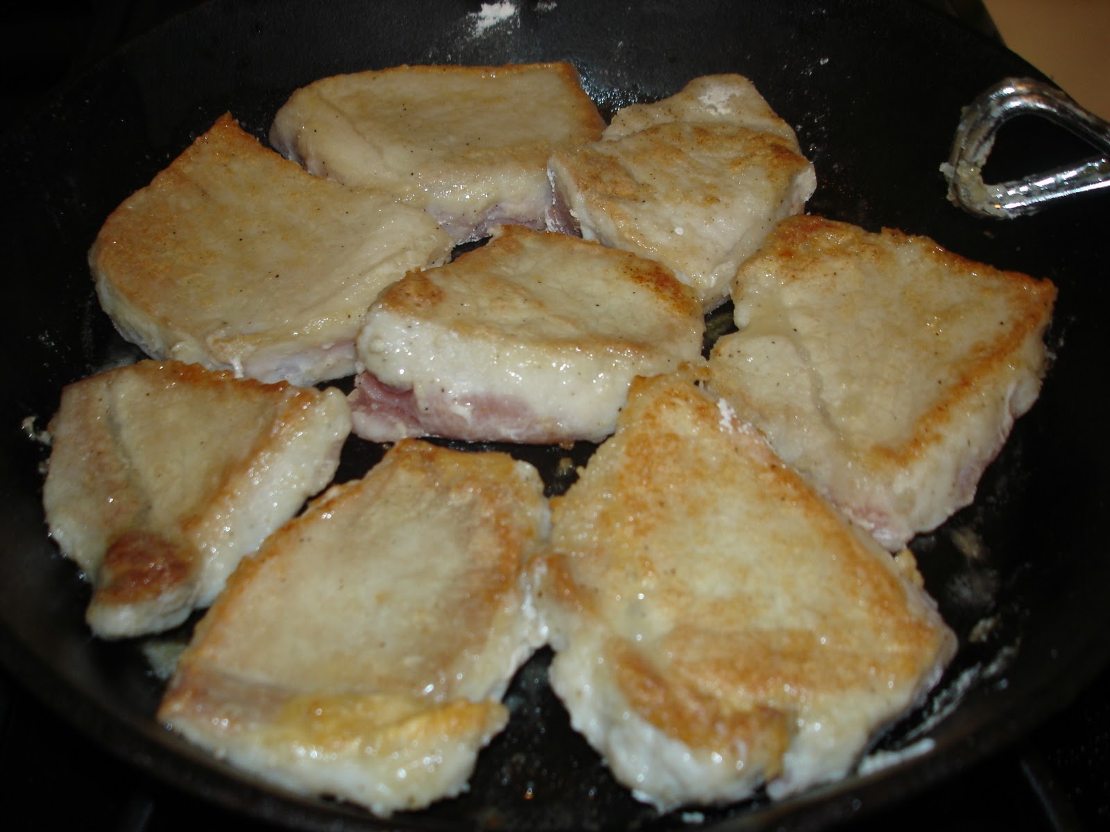 The Eagle's Nest SlowCooker Sour Cream Pork Chops