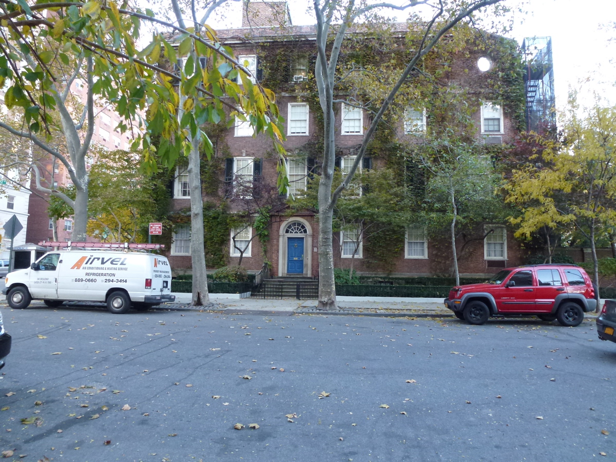 Polybloggimous Just A Tad of Sutton Place.