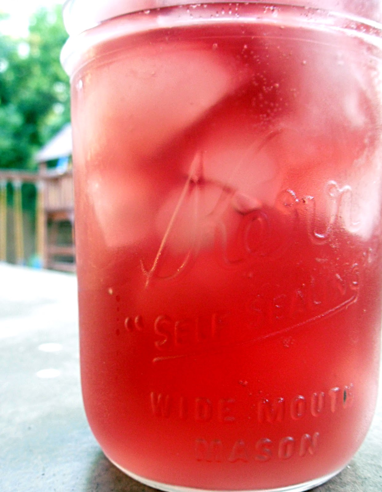 Southern Sweets and Eats Yummy! Wine Cocktails!