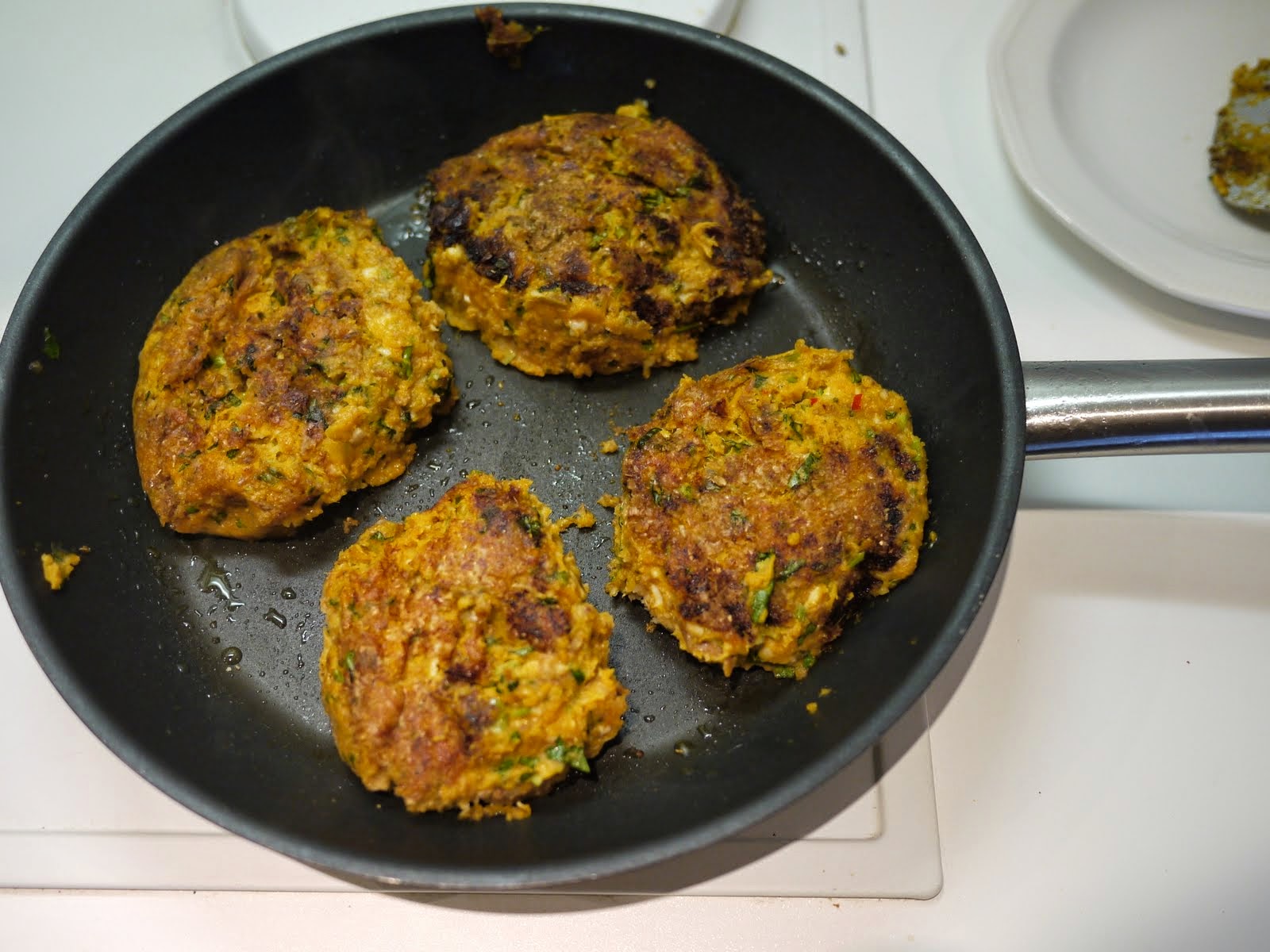 Hamburguesas De Patata Y Queso Halloumi
