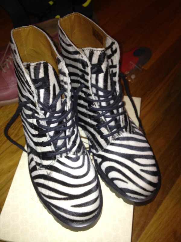 dr martens zebra boots