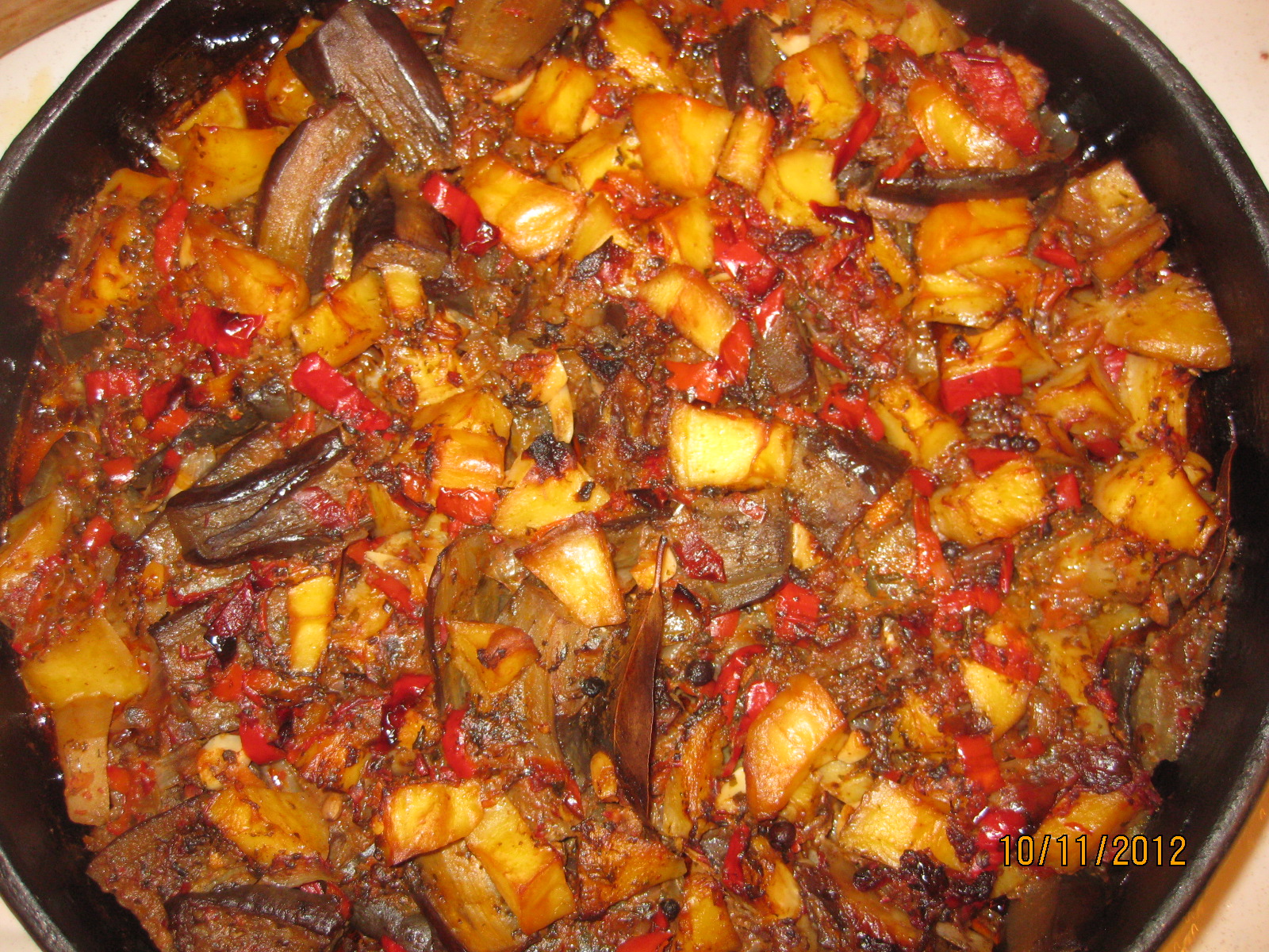 mutfakta havva var glutensiz lezzetler GÜVEÇTE TÜRLÜ