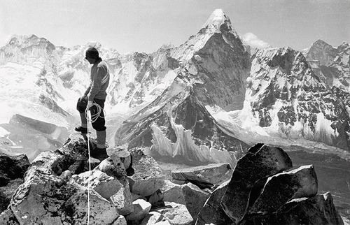 Старые фотографии: Первое успешное восхождение на Эверест