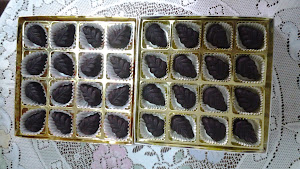 Coklat 16 pcs Macadamia