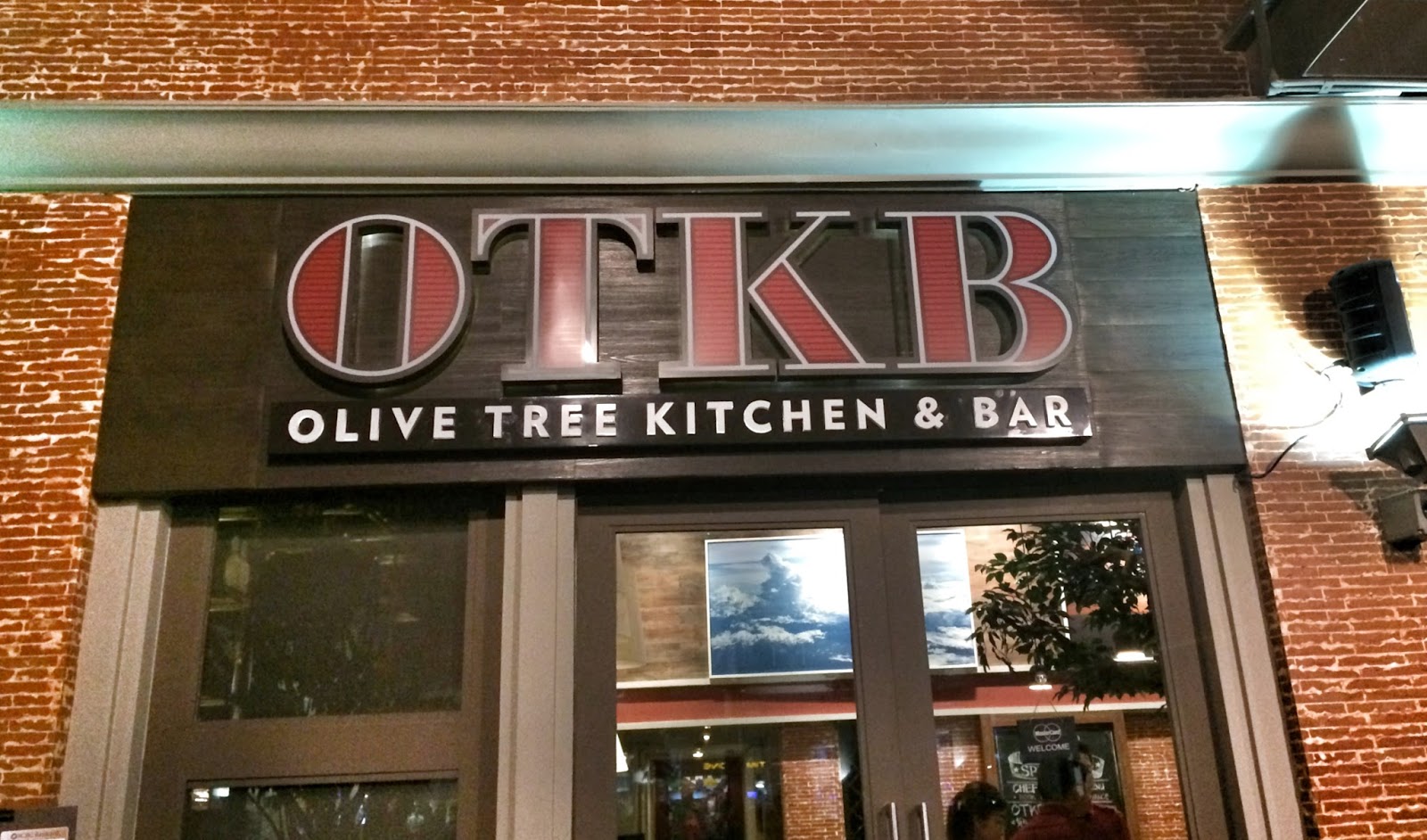 olive tree kitchen and bar