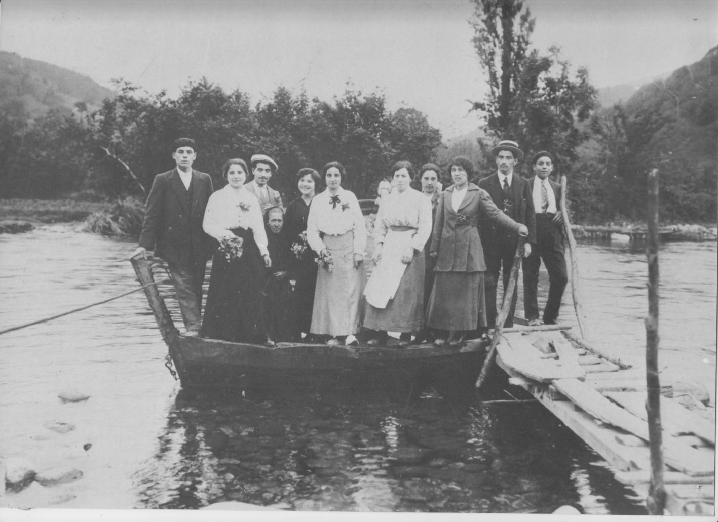 LAVIANA SEMBLANZAS HISTÓRICAS Y OTRAS La Chalana