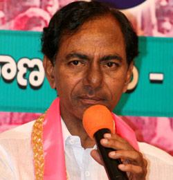 KCR getting isolated on Telangana Fight ?
