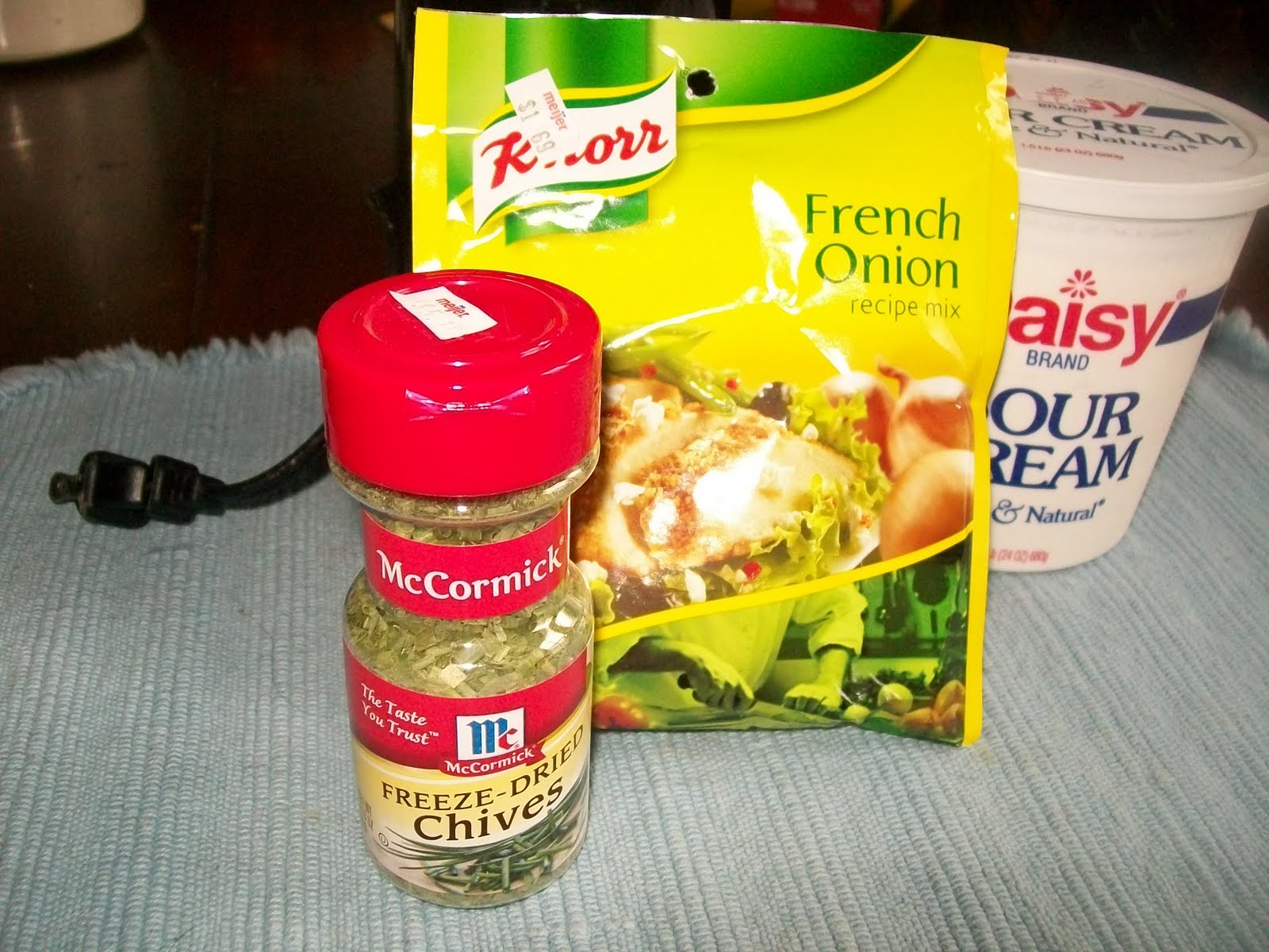 Michigan Cottage Cook A TWIST ON CALIFORNIA DIP OR FRENCH ONION DIP