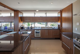 Desain Dapur Modern http://ruangrumahkita.blogspot.com/