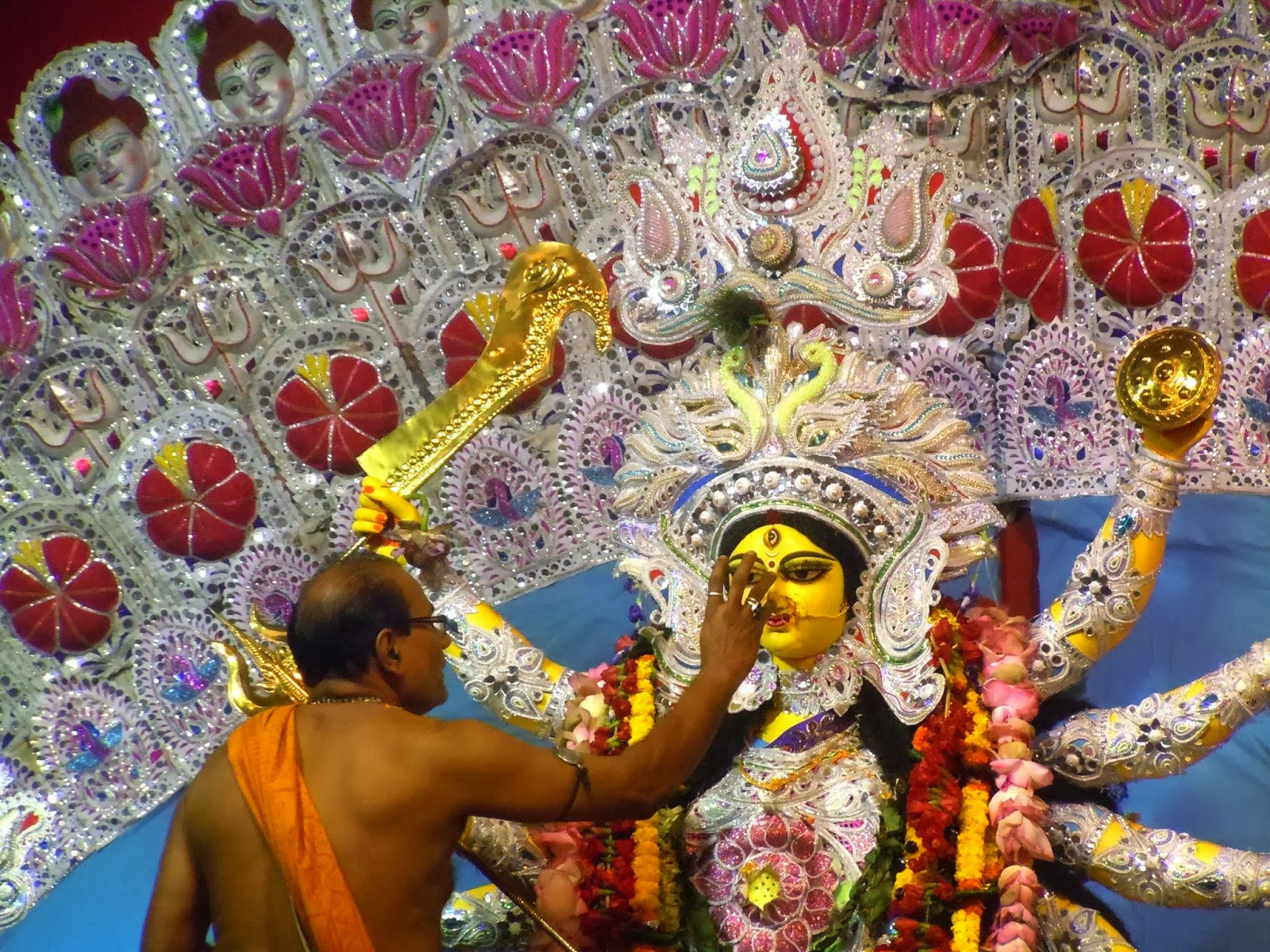 Just About Everything Durga Puja 2013 Sandhi puja video