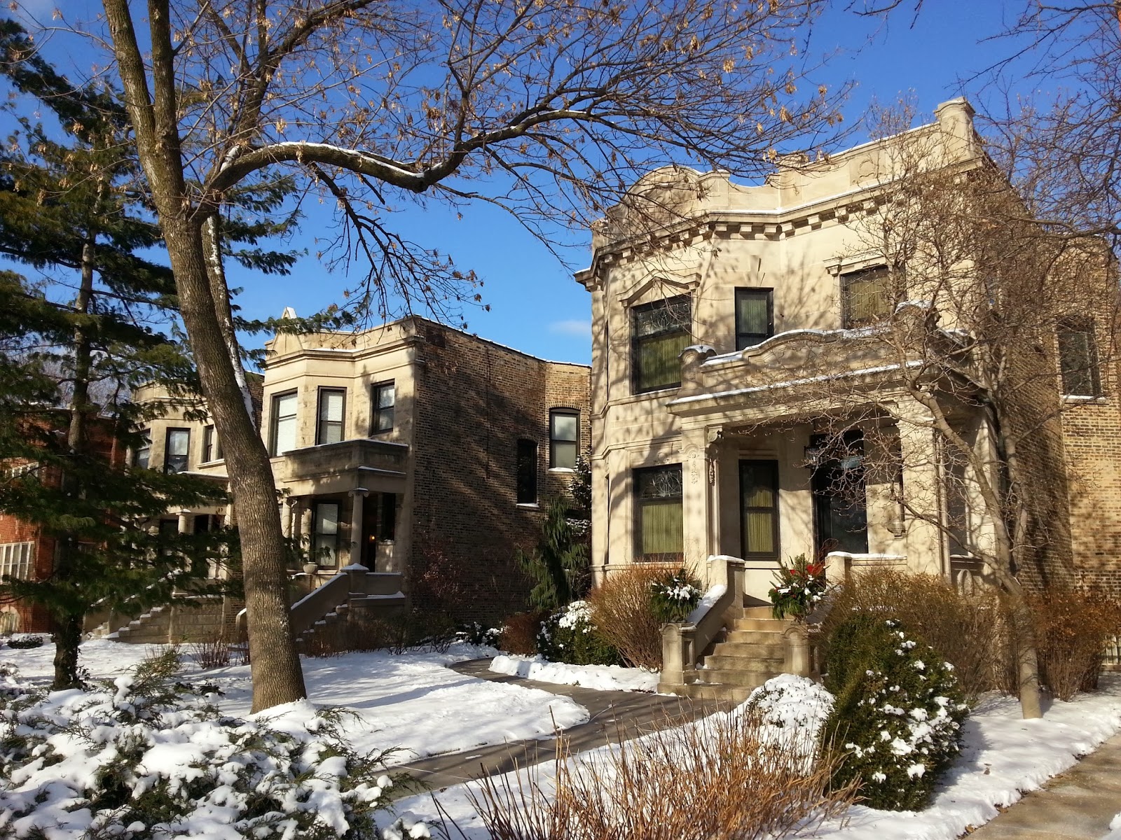 The Chicago Real Estate Local NEW For Sale! Spacious three bedroom Logan Square condo on the