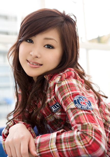 Japanese Girl Pictures (cute pic): Suzuka Ishikawa in 